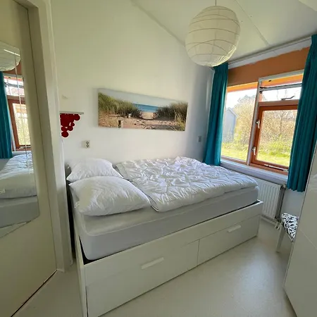Zeester 325 Holiday home *